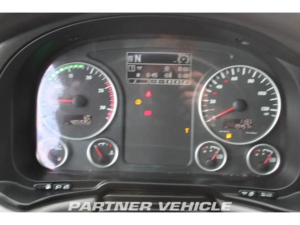 frontLeft : MAN TGX 18.440 وحدات الجر
