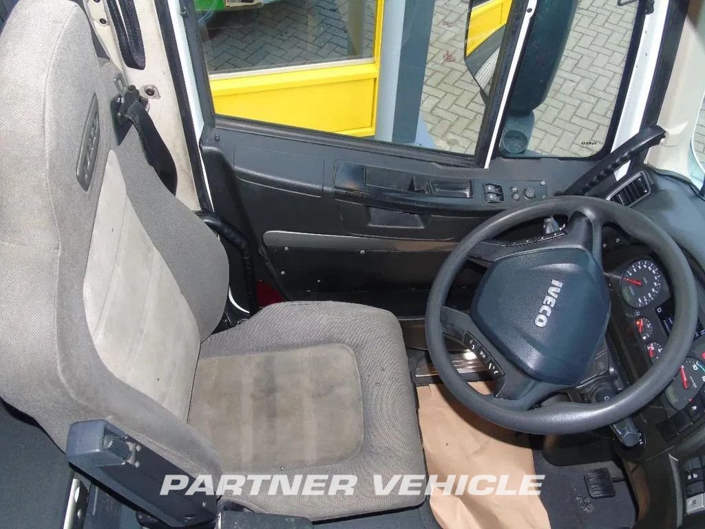 frontLeft : Iveco Stralis 460 Ciagniki siodłowe