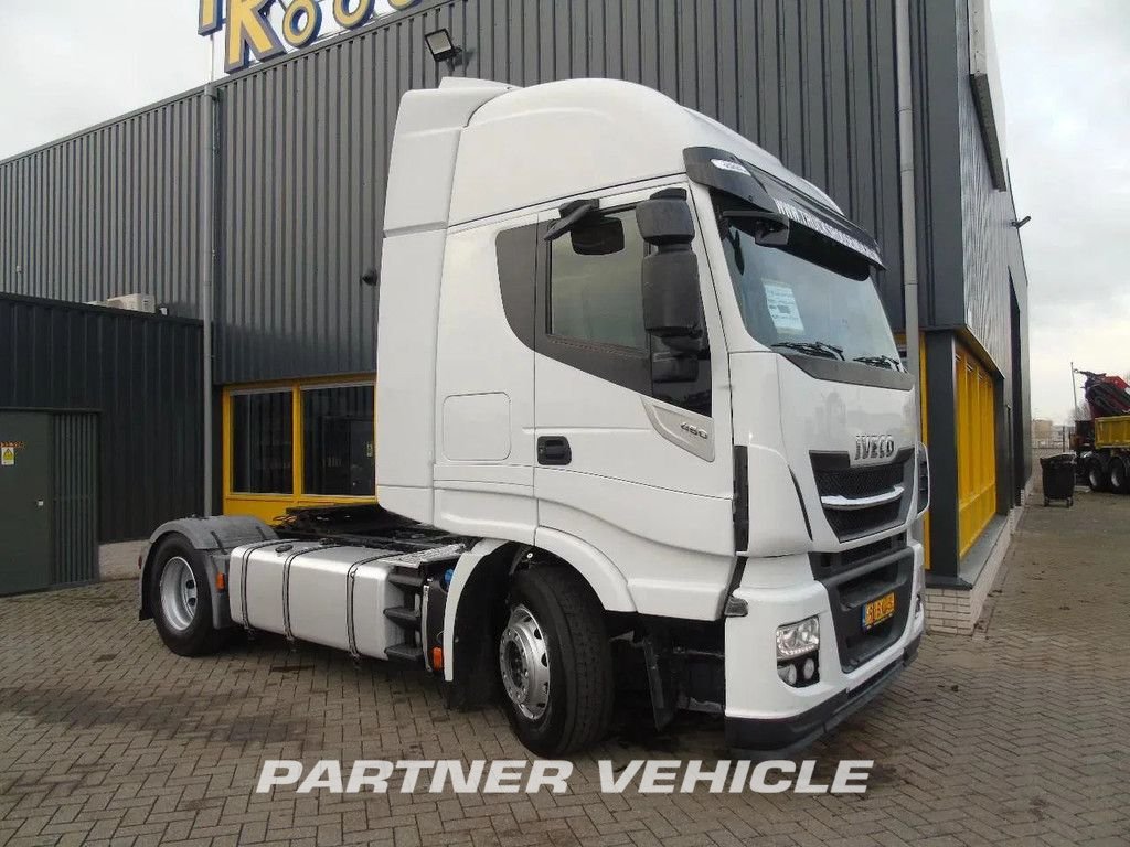 frontLeft : Iveco Stralis 460 Ciagniki siodłowe