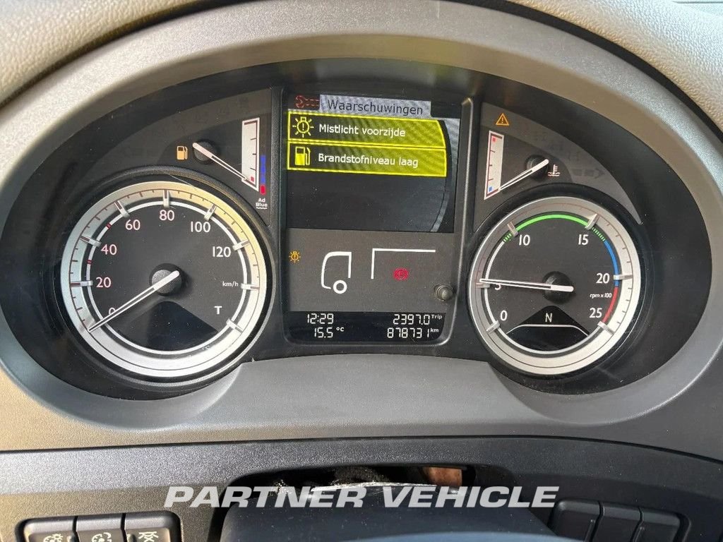 frontLeft : DAF CF 400 Vetopöytäauto