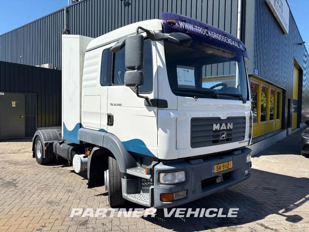 frontLeft : MAN TGL 12.240 Cap tractor