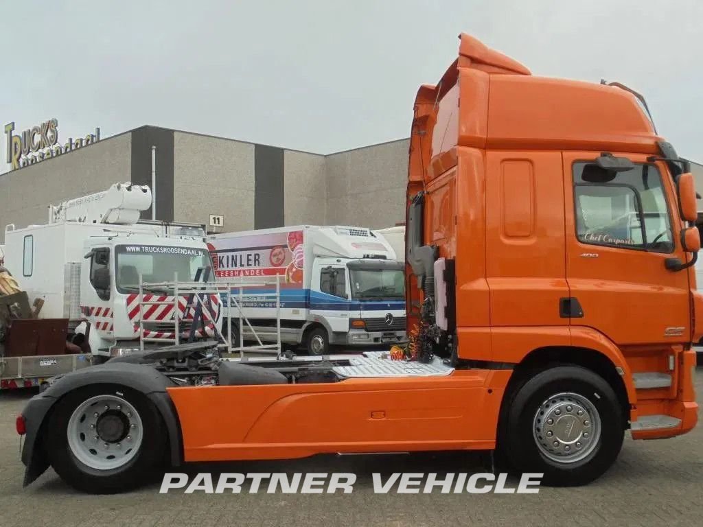 frontLeft : DAF CF 400 Trattore stradale