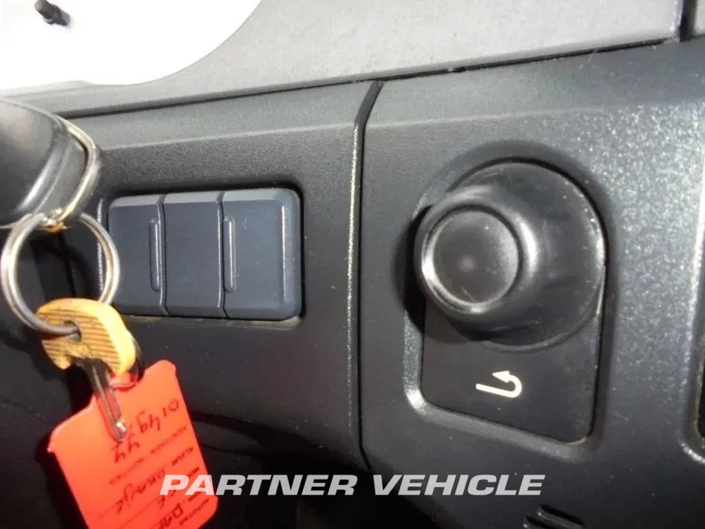 frontLeft : DAF CF 400 Trattore stradale