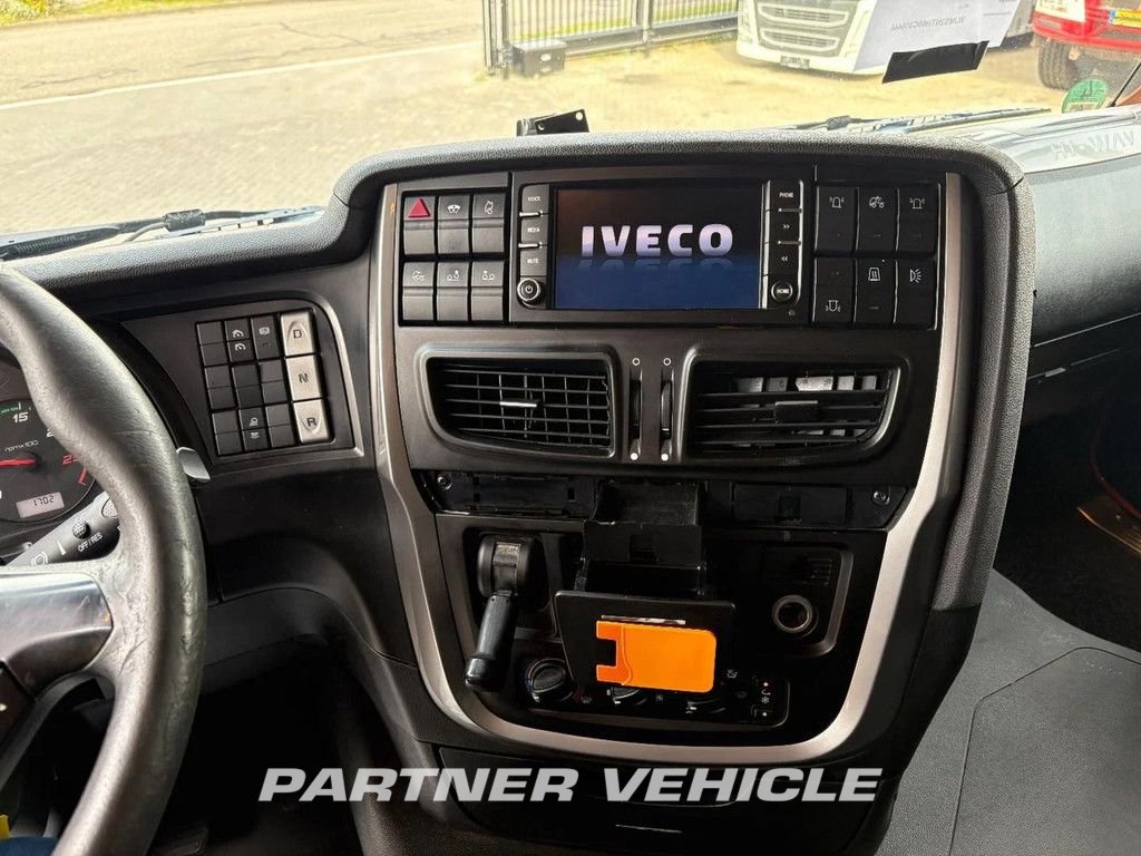 frontLeft : Iveco Stralis 460 Trækker
