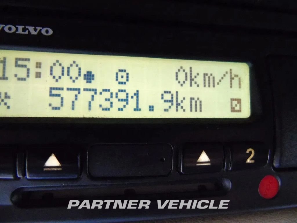 frontLeft : Volvo FMX 500 Tracteur routier
