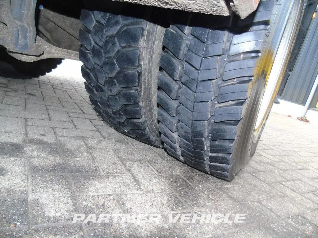 frontLeft : Volvo FMX 500 Tracteur routier