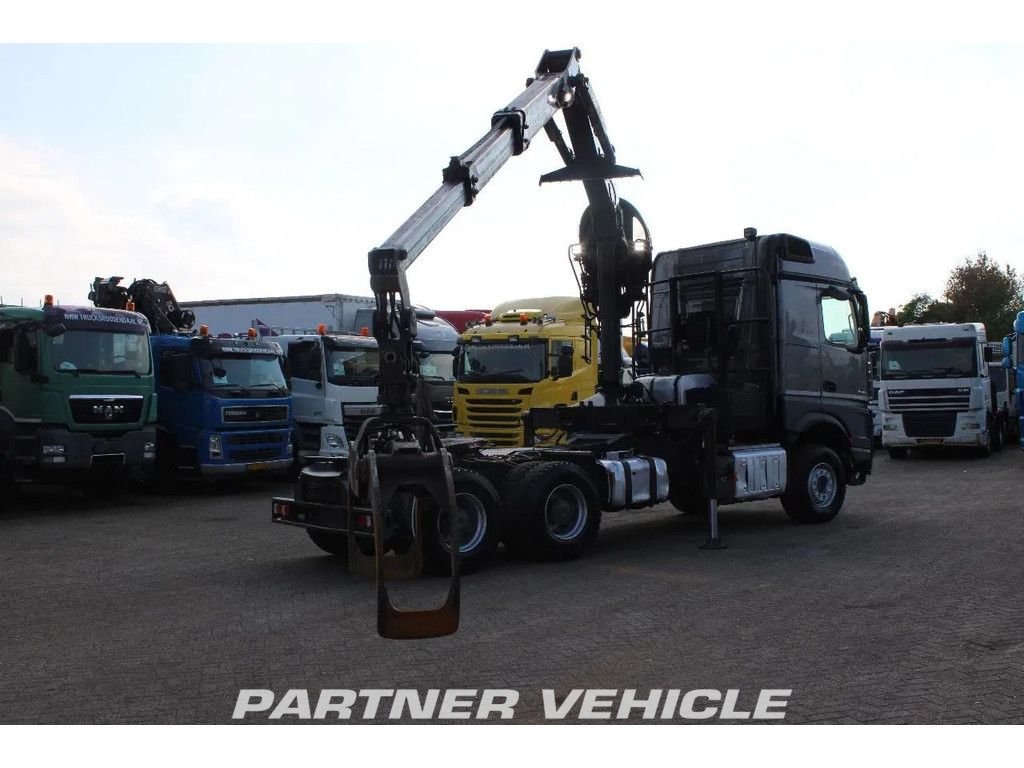 frontLeft : Mercedes Arocs 2858 Тягач
