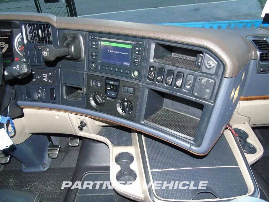 frontLeft : Scania R520 Tracteur routier