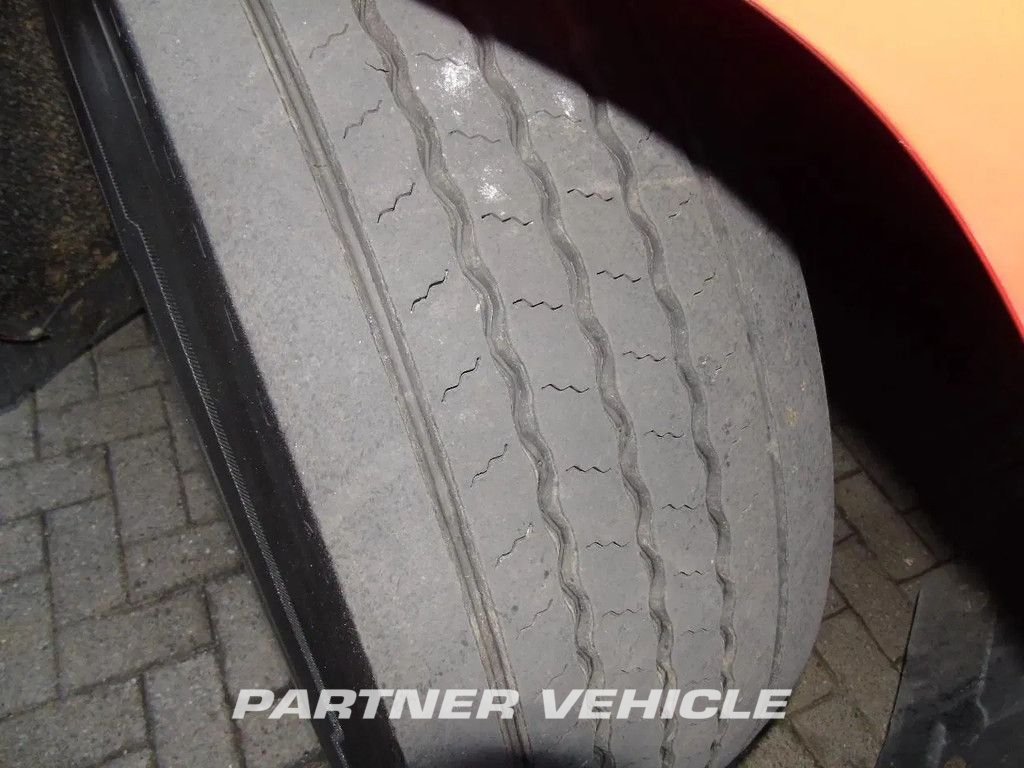 frontLeft : Scania R520 Tracteur routier