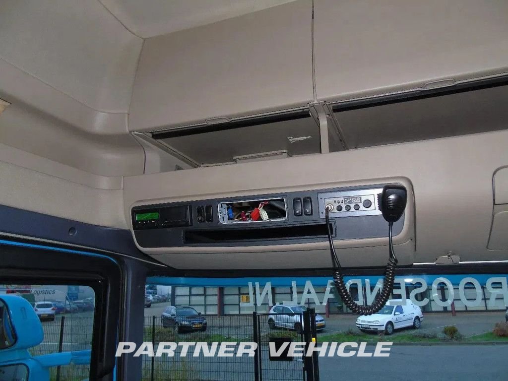 frontLeft : Scania R520 Tracteur routier