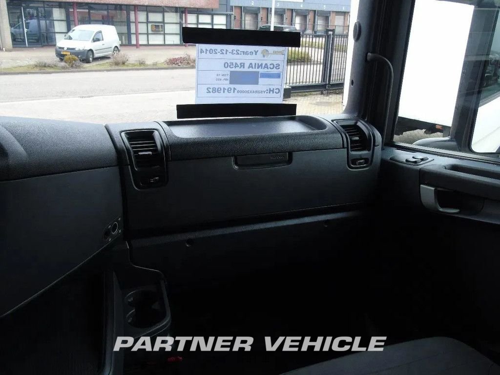 frontLeft : Scania R450 Trekkvogn