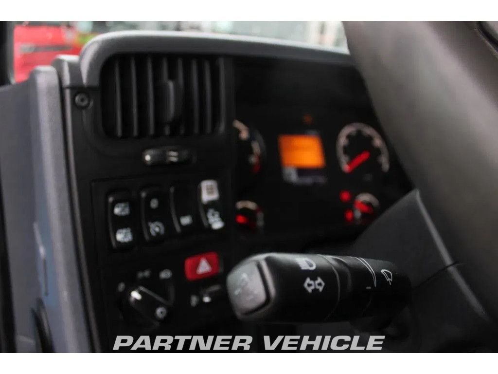 frontLeft : Scania G440 Trekkvogn