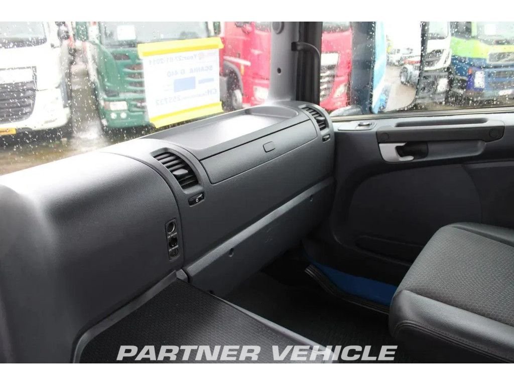 frontLeft : Scania G440 Trekkvogn