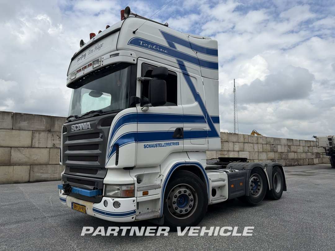 frontLeft : Scania R420 tegljač