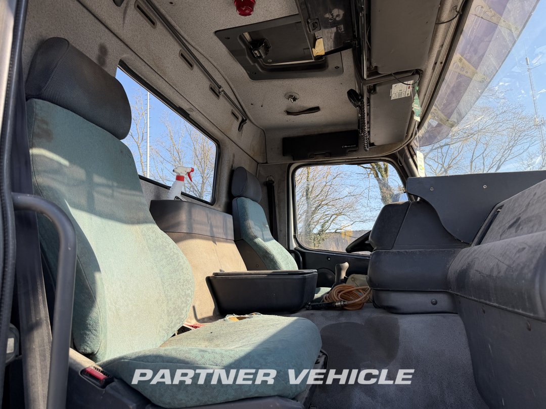 frontLeft : Volvo FM 290 Влекач