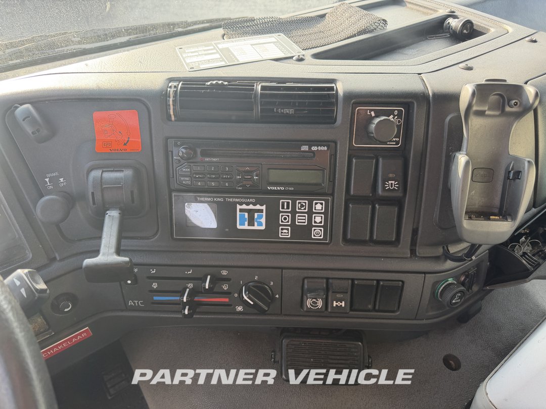 frontLeft : Volvo FM 290 каросерия