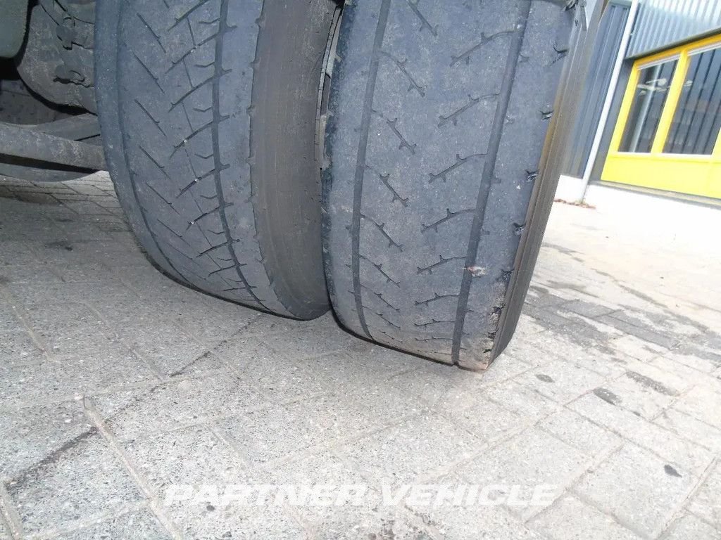 frontLeft : MAN TGM 12.250 Bakwagen