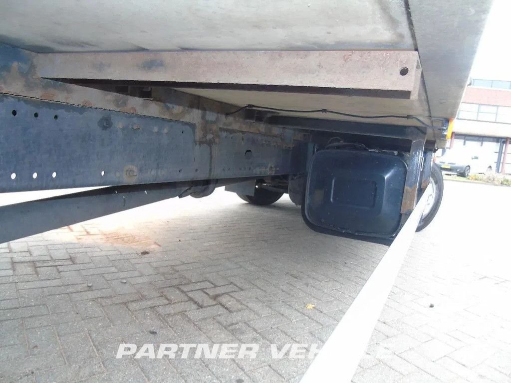 frontLeft : MAN TGM 12.250 Bakwagen