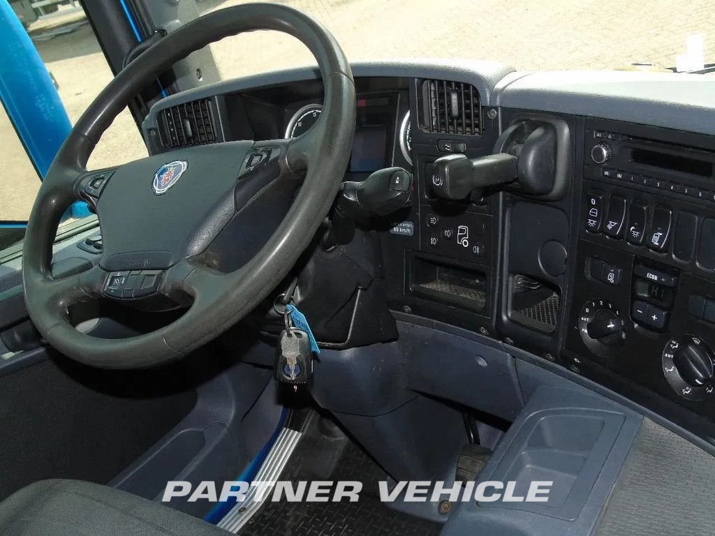 frontLeft : Scania P250 каросерия