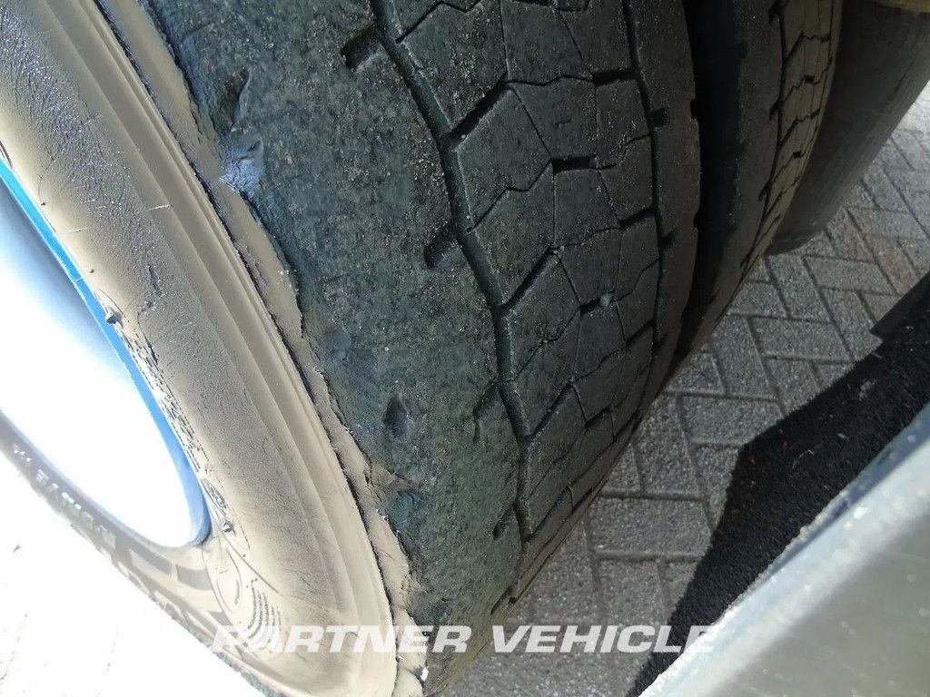 frontLeft : Scania P250 каросерия