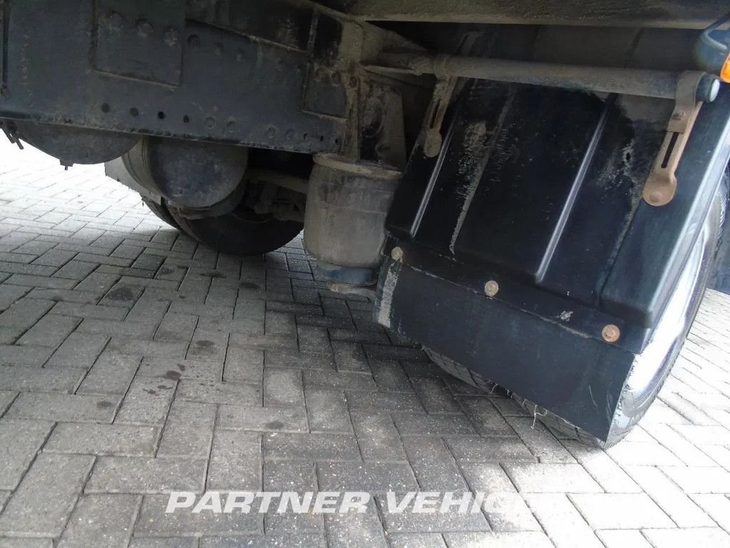frontLeft : MAN TGL 12.250 Karoserije furgona