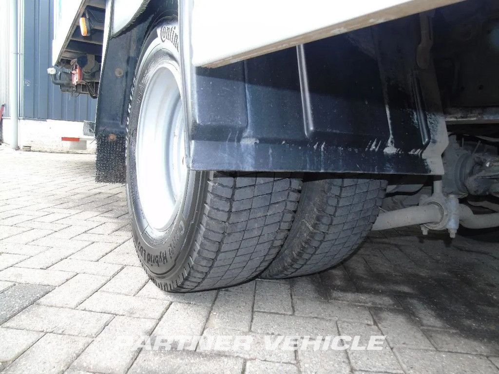 frontLeft : MAN TGL 12.250 Karoserije furgona