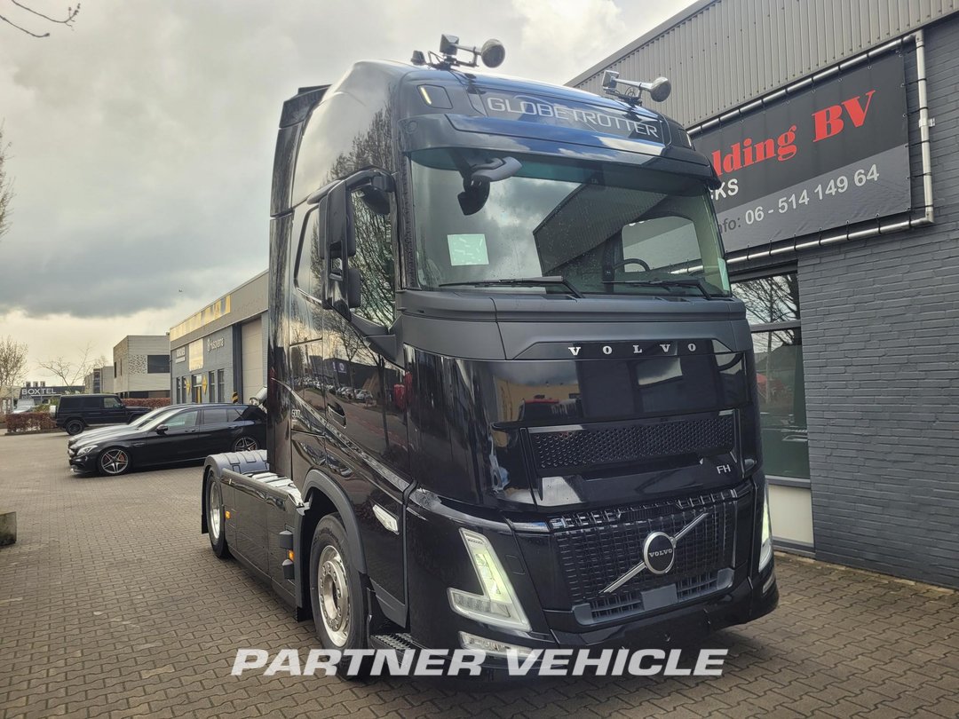 frontLeft : Volvo FH Aero 500 Trækker