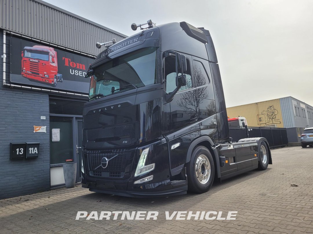frontLeft : Volvo FH Aero 500 Trækker