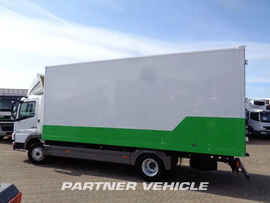 frontLeft : Mercedes Atego 816 umpikori kuorma-auto