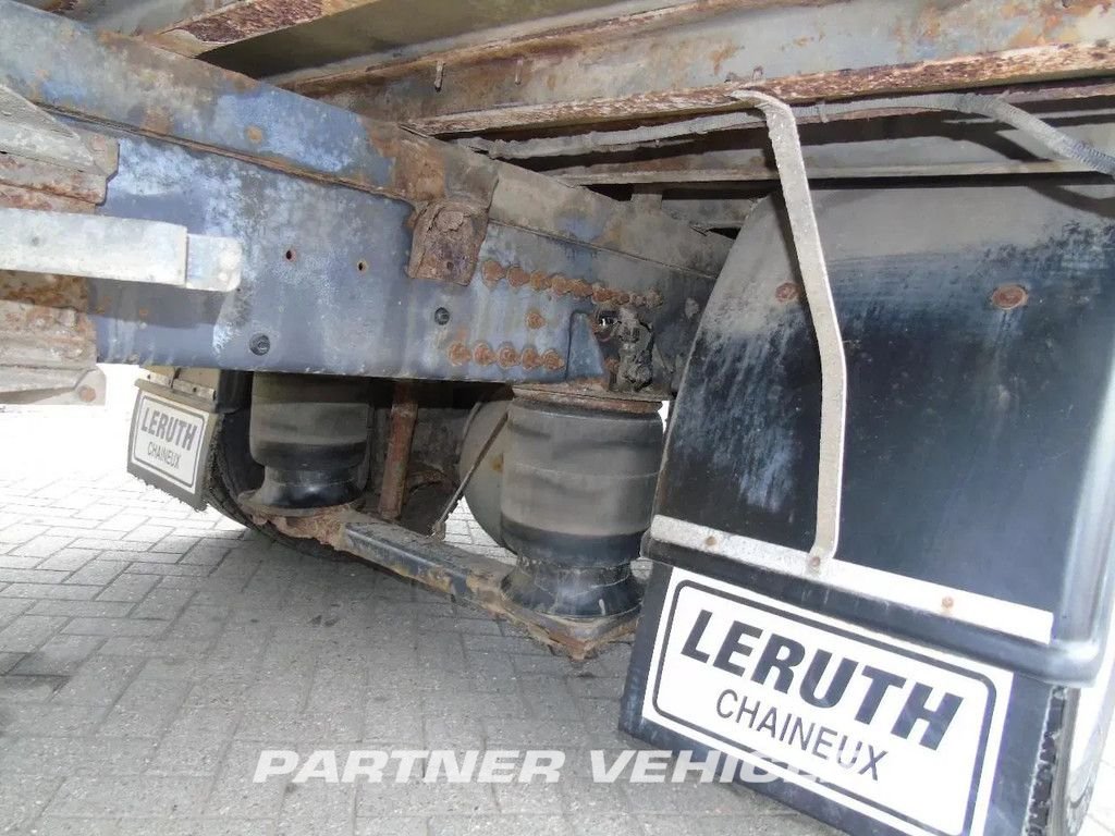 frontLeft : Volvo FL 240 umpikori kuorma-auto