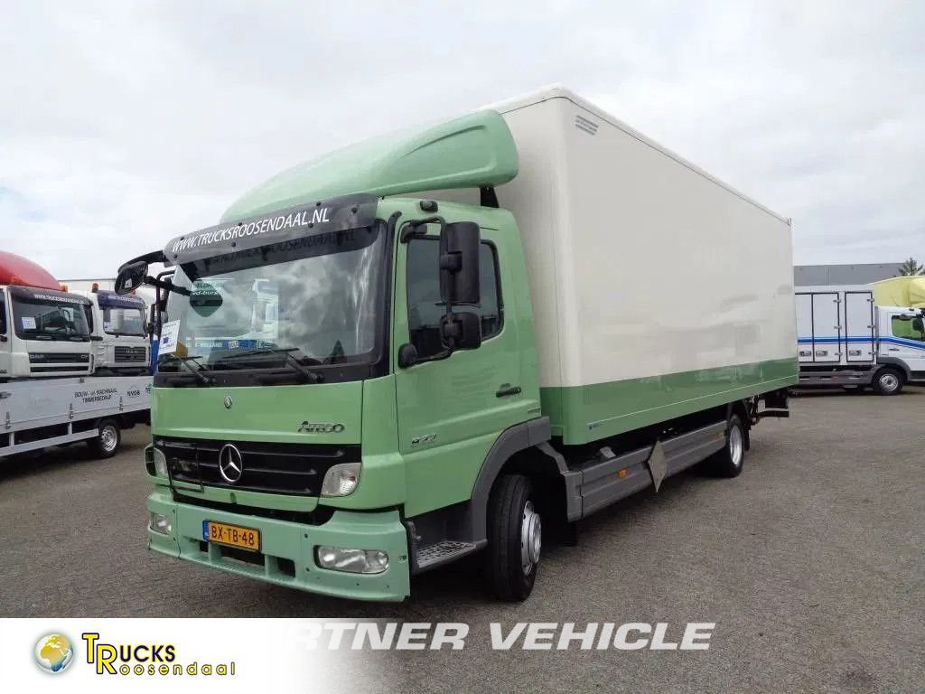 Mercedes Atego 822 4X2  Грузовик с кузовом-фургоном
