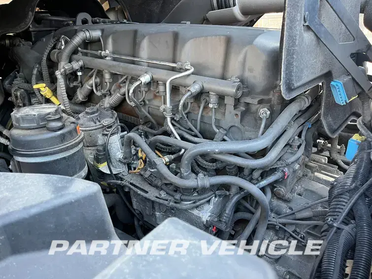 frontLeft : DAF CF 460 Tracteur routier