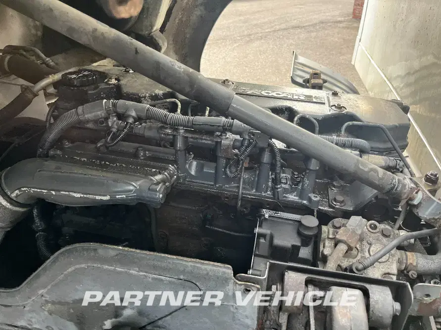 frontLeft : DAF LF55.250 Грузовик с кузовом-фургоном