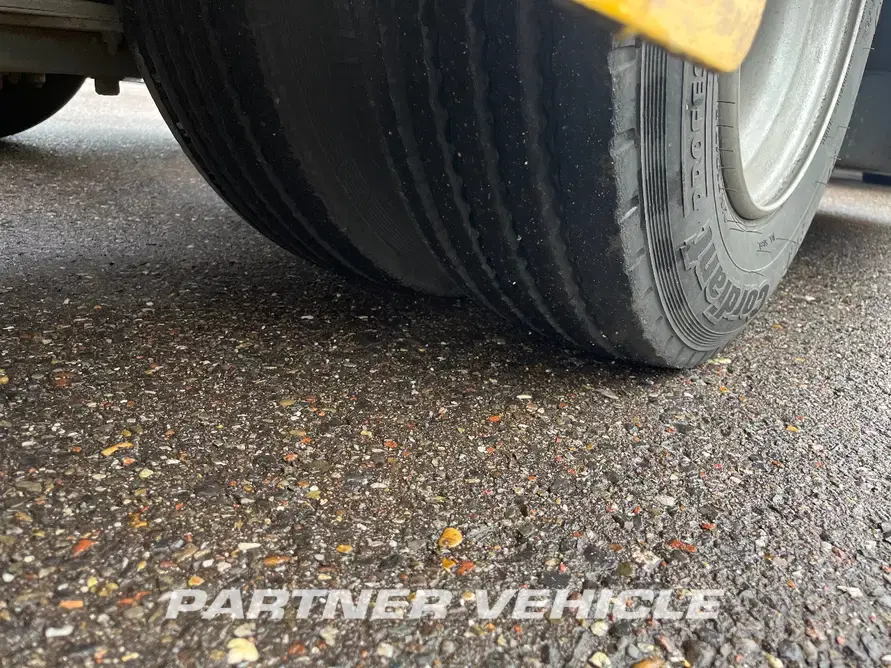frontLeft : Mercedes Actros 1841 Car/Truck Transporter Truck