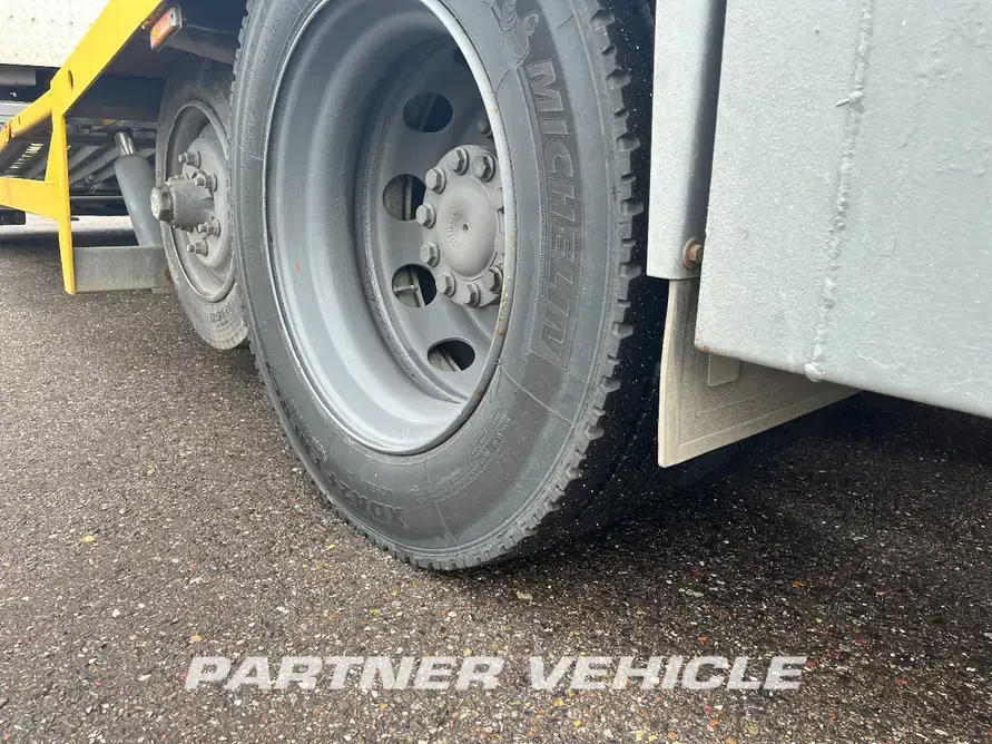 frontLeft : Mercedes Actros 1841 Car/Truck Transporter Truck