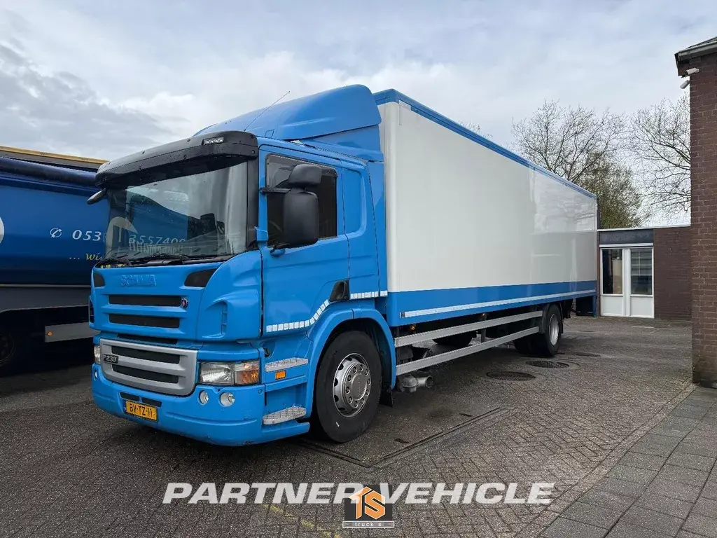 Scania P230 4X2  Box body truck