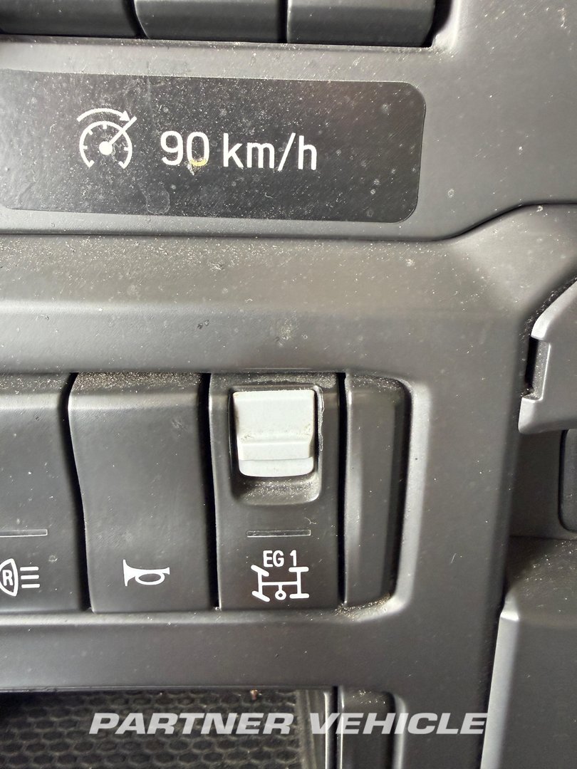 frontLeft : Scania R500 Tractor Unit