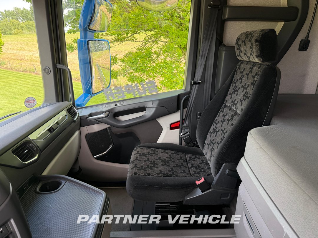 frontLeft : Scania R500 Tractor Unit