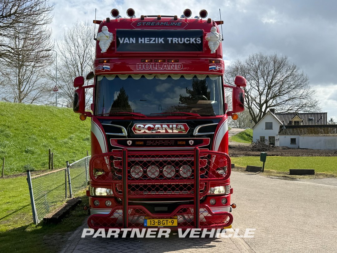 frontLeft : Scania R450 Tractor Unit