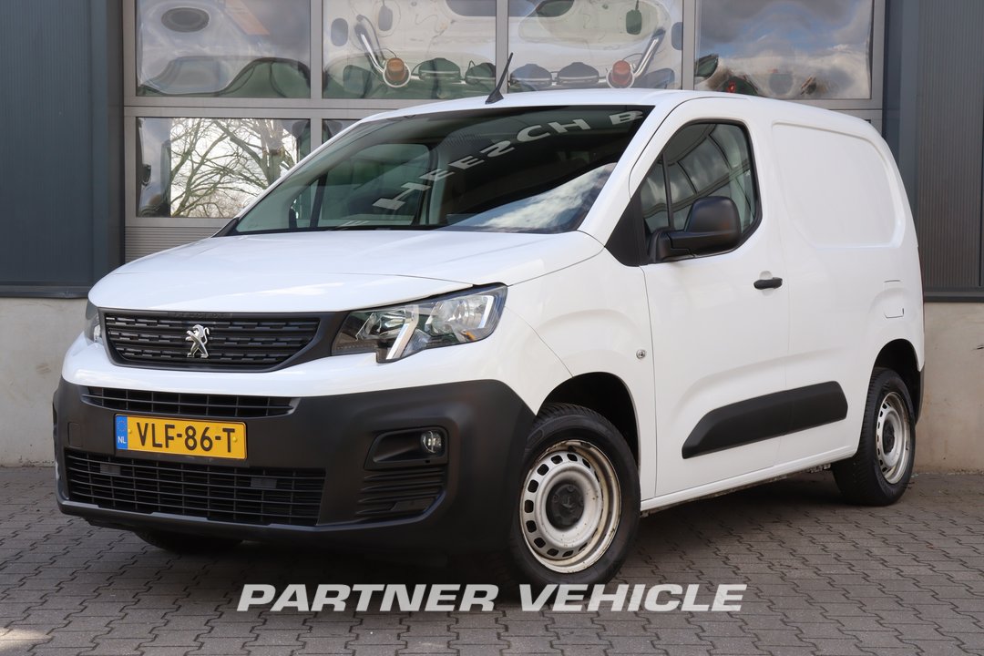 Peugeot Partner 130pk Minibussar skåpbilar