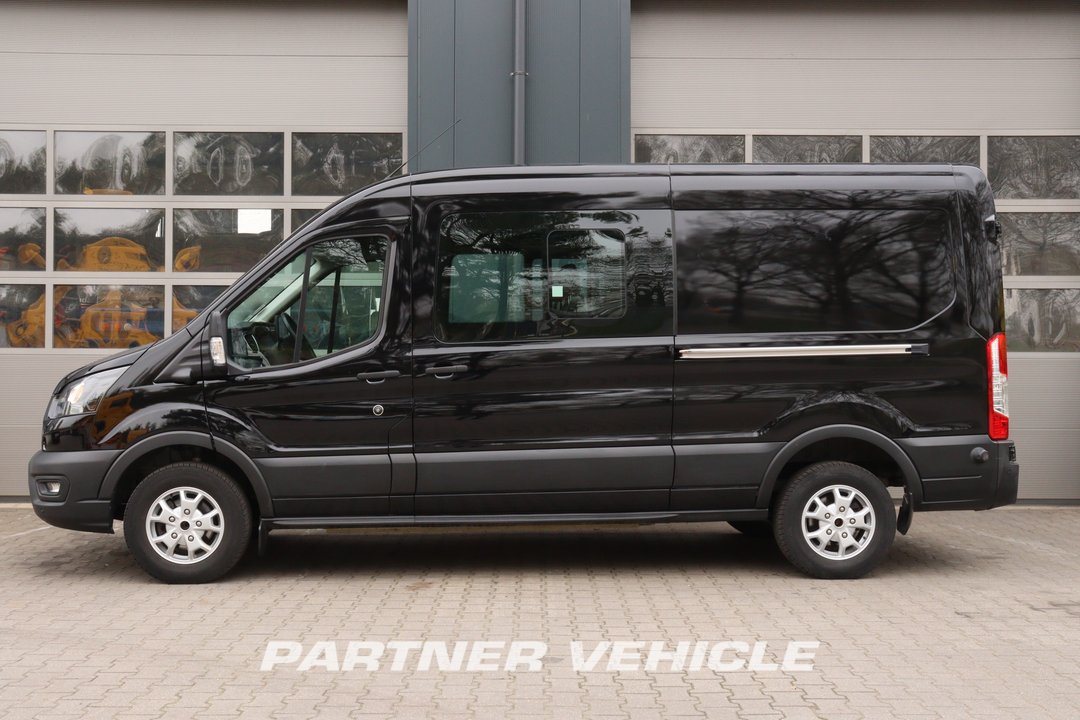 frontLeft : Ford Transit  Connect 100PK Minibussar skåpbilar
