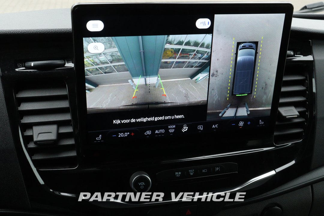 frontLeft : Ford Transit  Connect 100PK Minibussar skåpbilar
