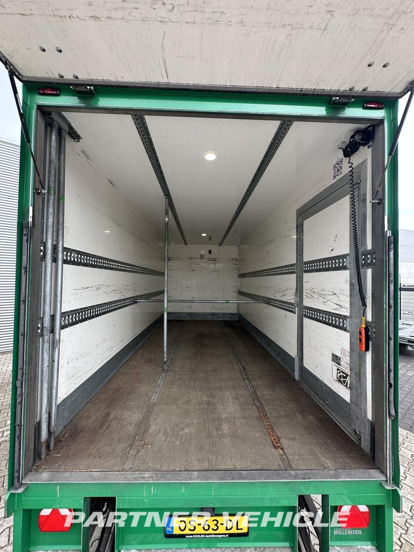 frontLeft : Volkswagen Crafter 177pk BE Combinaison
