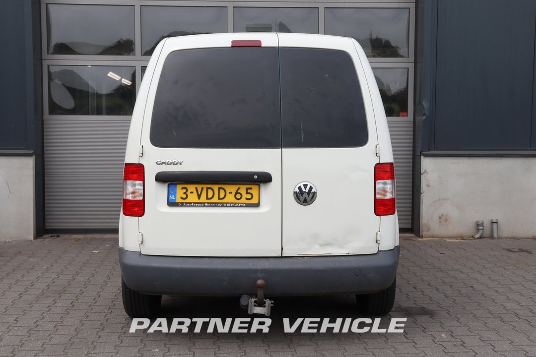 frontLeft : Volkswagen Caddy 1.9 TDI Затворен ван