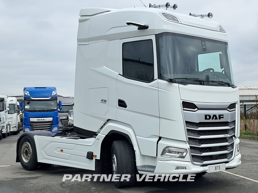 frontLeft : DAF XF 480 Trattore stradale
