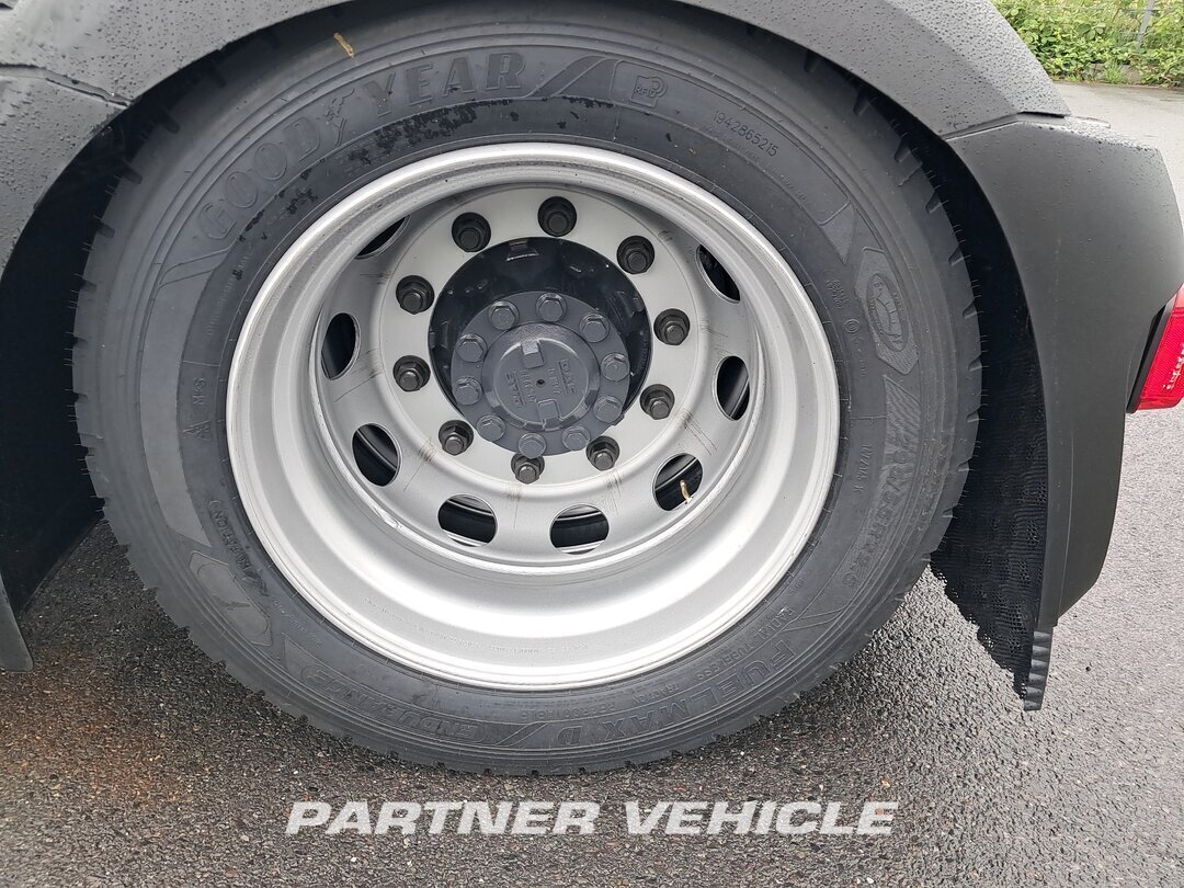 frontLeft : DAF XG 480 وحدات الجر