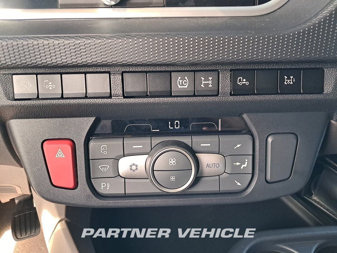 frontLeft : DAF XG 480 وحدات الجر