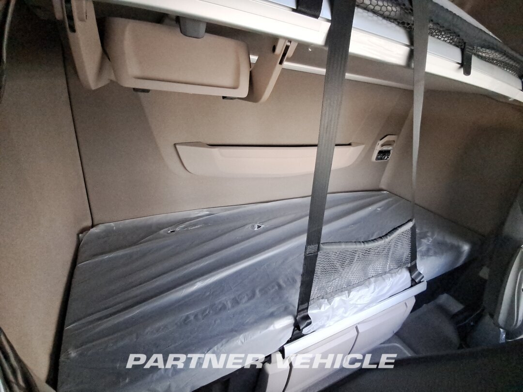 frontLeft : DAF XG 480 وحدات الجر