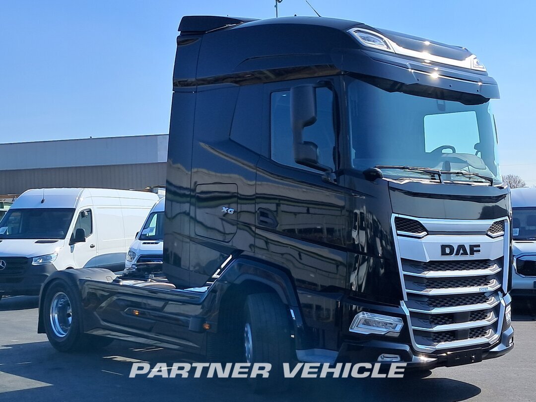 frontLeft : DAF XG 530 Cabeza tractora