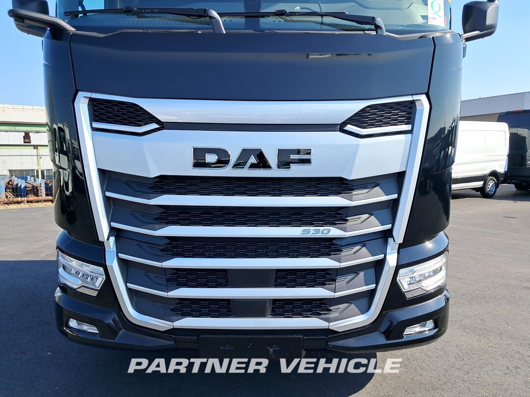 frontLeft : DAF XG 530 Cabeza tractora